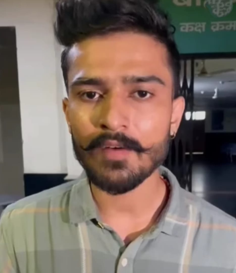 राजधानी रायपुर के भावना नगर में बजरंग दल कार्यकर्ताओं ने पत्रकारों पर किया हमला