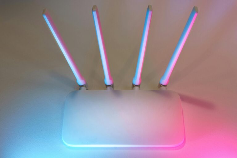 क्या आपका Wi-Fi स्लो है? इन 5 आसान ट्रिक्स से बढ़ाएँ अपनी इंटरनेट स्पीड!